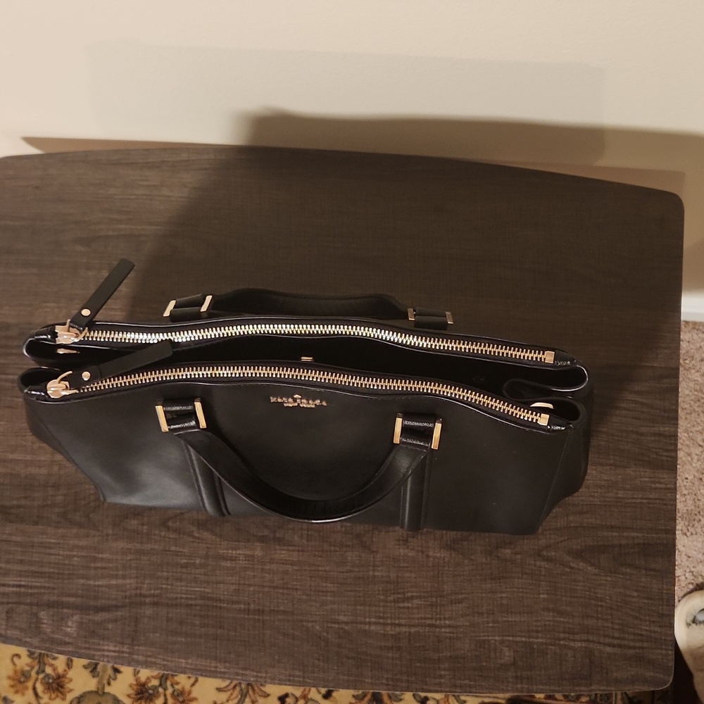 Purse - Picture 4 of 9